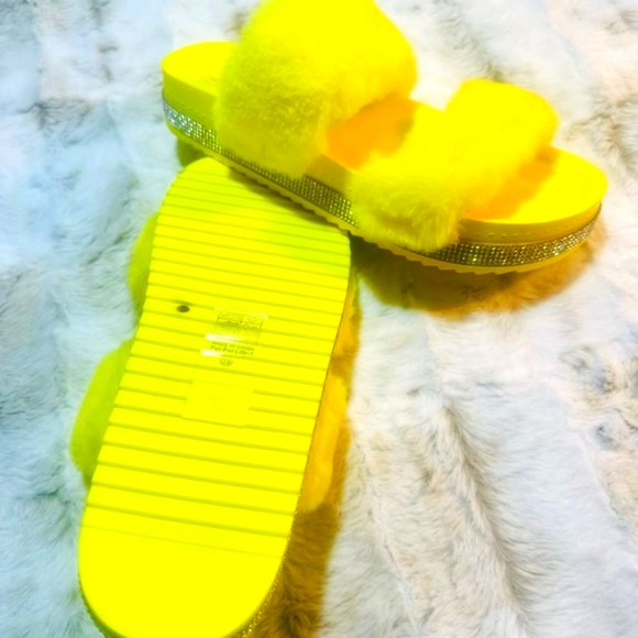 Mata Yellow Faux Fur Furry Double Strap Slide In Sandals - Picture 8 of 8